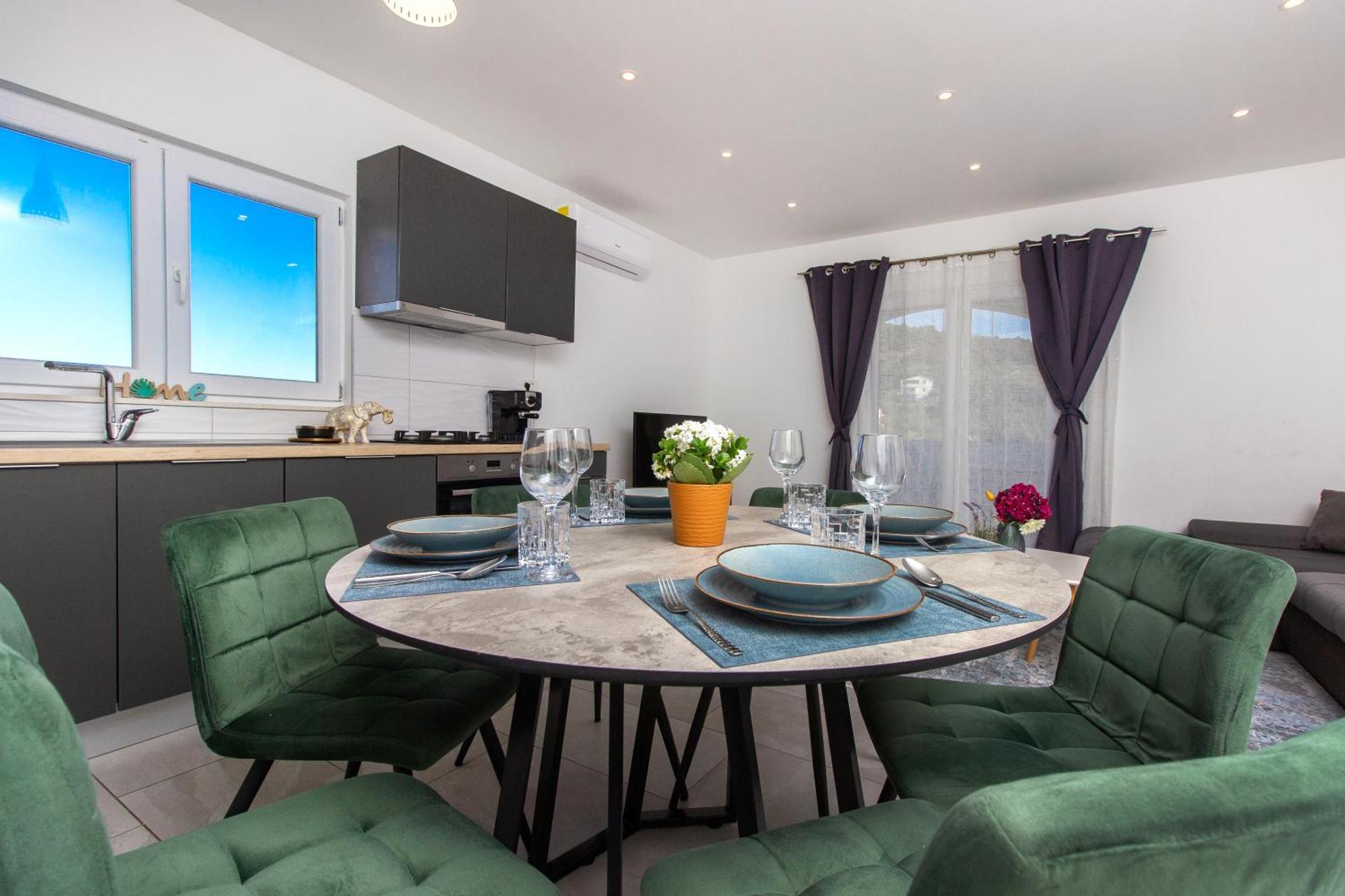 Villa Dalmatian Child With Swimming Pool, Close To The Beach Vinisce Exterior foto
