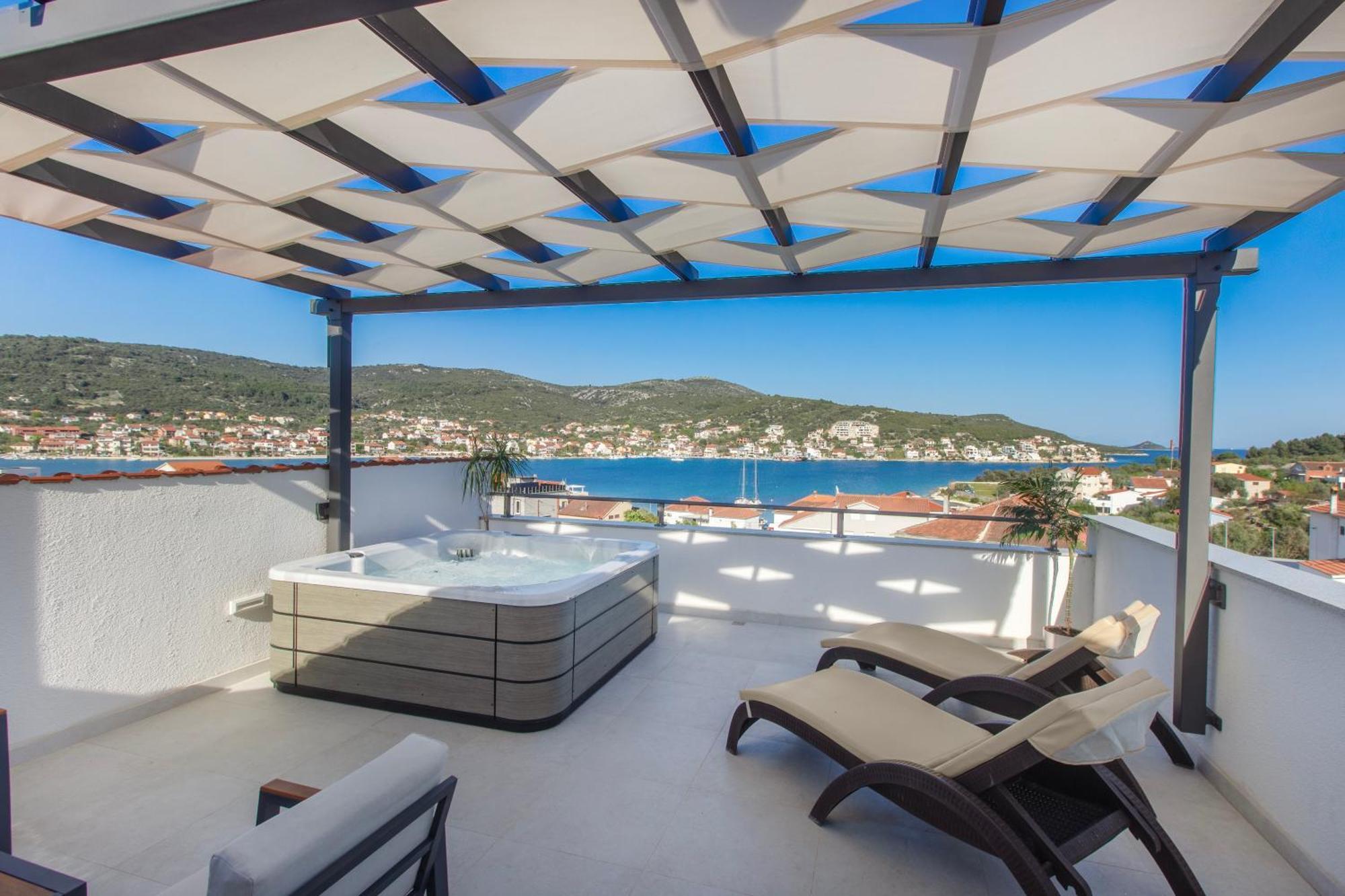 Villa Dalmatian Child With Swimming Pool, Close To The Beach Vinisce Exterior foto
