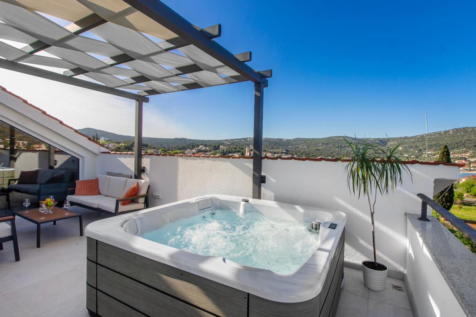 Villa Dalmatian Child With Swimming Pool, Close To The Beach Vinisce Exterior foto